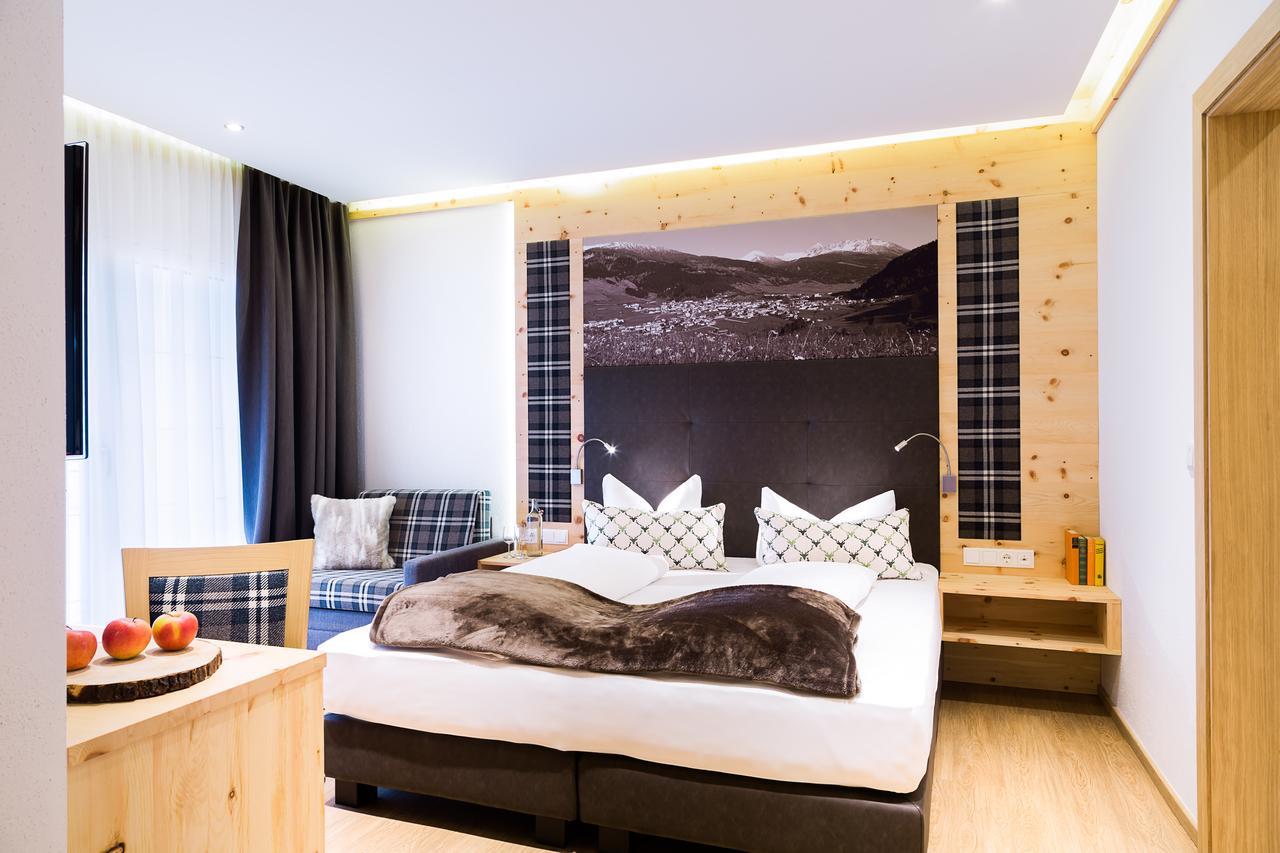 Gasthof Zum Goldenen Loewen Nauders Habitación foto